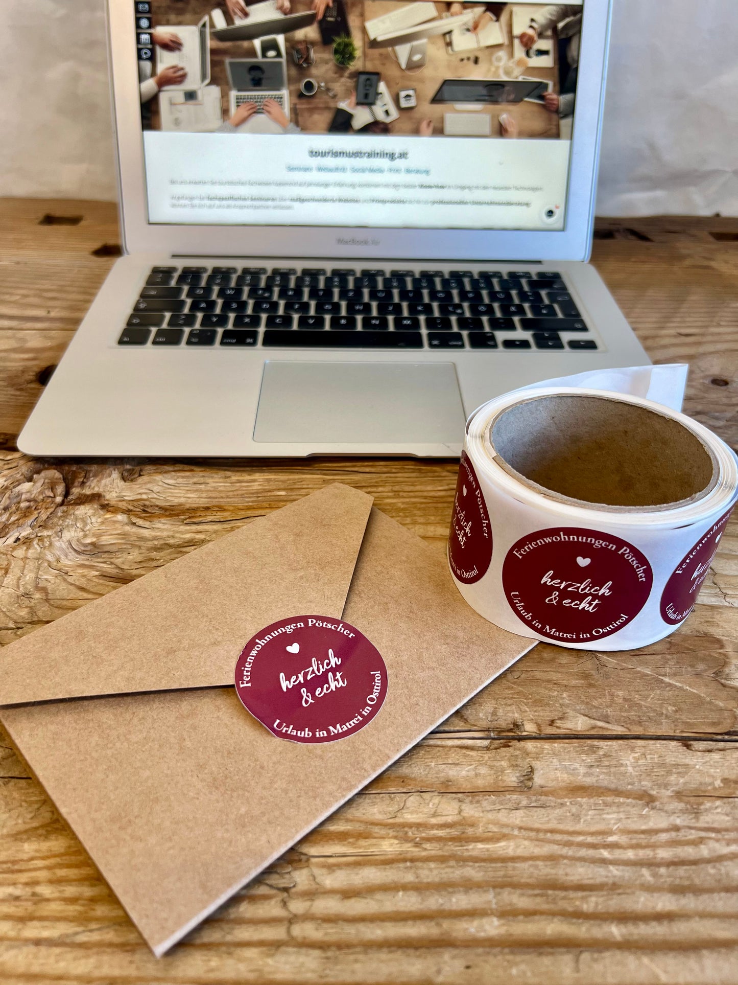 Individuell gestaltete Stickerrolle | 100 Stk oder 250 Stk
